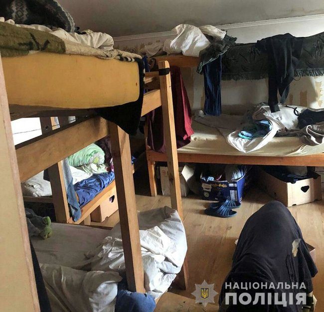 Близько 30 осіб утримували в трудовому рабстві у Храмі на Донеччині, - Нацполіція 01 Близько 30 осіб утримували в трудовому рабстві у Храмі на Донеччині, - Нацполіція 01