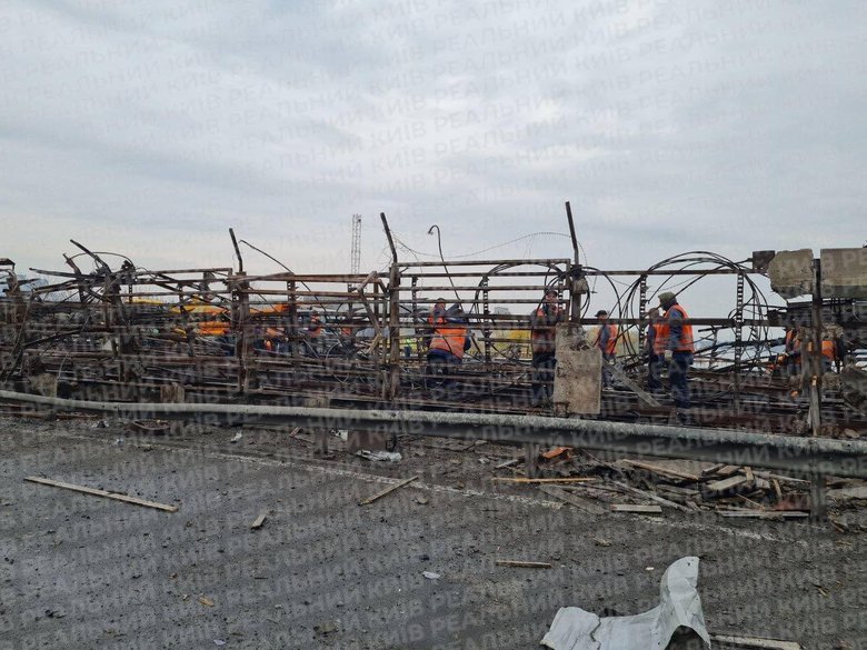 Удар по Південному мосту в Києві: які наслідки?