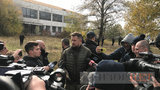 Поліція на блокпості в Кремінній пропустила активістів, які прямують у Золоте