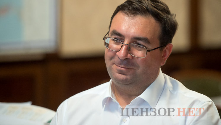 В.о. голови Державної податкової служби Євген Олейніков: Суму в 400 тис. грн держава визнає доходами, які ви могли накопичити. Віримо на слово