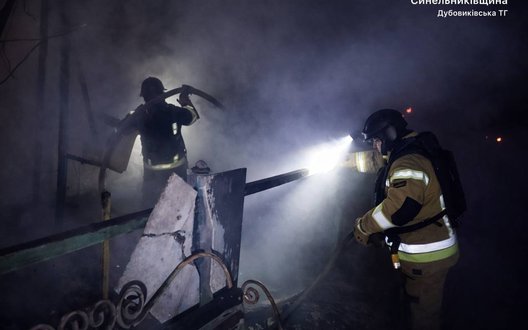 Атаки на Дніпропетровщину: Нікопольщина і Синельниківщина під вогнем, четверо постраждалих. ФОТО