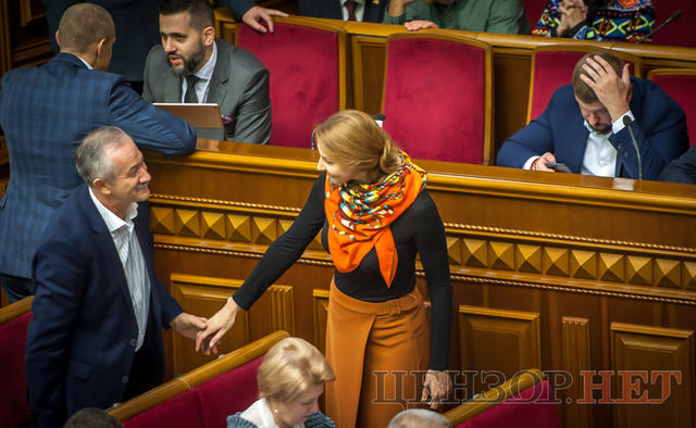 Весела історія Розенблата, усмішка Савченко Гройсману, консультації Богомолець і Шурми: день роботи Ради 20 жовтня 12 Весела історія Розенблата, усмішка Савченко Гройсману, консультації Богомолець і Шурми: день роботи Ради 20 жовтня 12