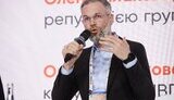 Директор департаменту корпоративних комунікацій компанії Метінвест Олег Давиденко.