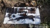 На Луганщині виявлено схованку зі зброєю та боєприпасами, - Нацполіція. ФОТО