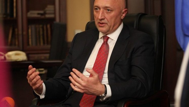 Корупція на ремонті доріг: НАБУ повідомило про підозру колишньому голові Полтавської ОДА