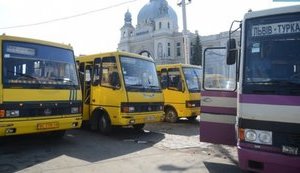 Перевозчики на Львовщине решили самовольно возобновить работу, несмотря на карантин. ФОТО