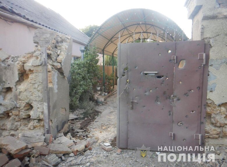 Ворожі обстріли Миколаївщини: Зруйновано 20 цивільних об’єктів 05