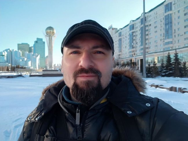 Двух задержанных украинских правозащитников Волошину и Явтушенко депортировали из Казахстана 02
