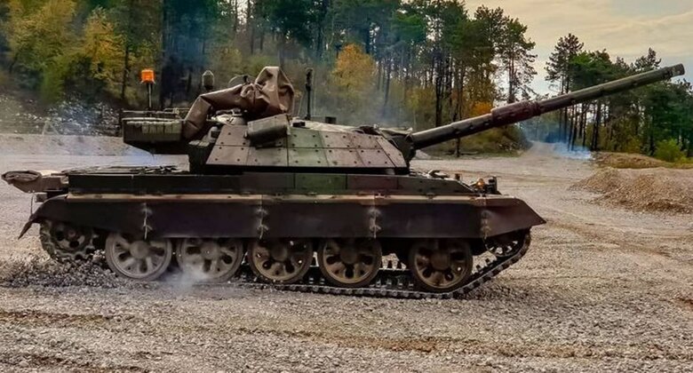Украина получит от Словении 28 модернизированных танков М-55S 03