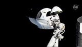 Космічний корабель Маска Crew Dragon успішно повернувся на Землю. ВIДЕО