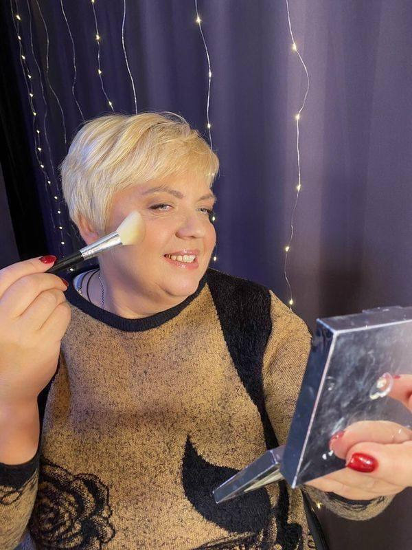 Узнали по красному маникюру: история Ирины из Бучи, фото которой напечатали СМИ по всему миру 01