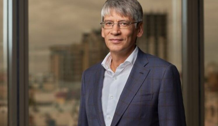 Головний топменеджер Ахметова пішов з наглядової ради його банку після 20 років роботи