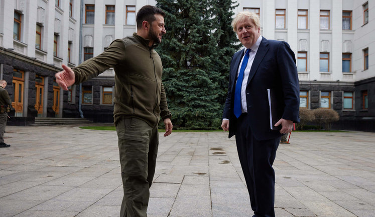 Security guarantees for Ukraine will not be identical to NATO's fifth article, but will make it "impregnable", - Johnson