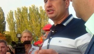 "Испытывающий финансовые трудности" лидер пророссийской "Родины" Марков пришел на встречу с избирателями в часах за $20 тыс. + ФОТО