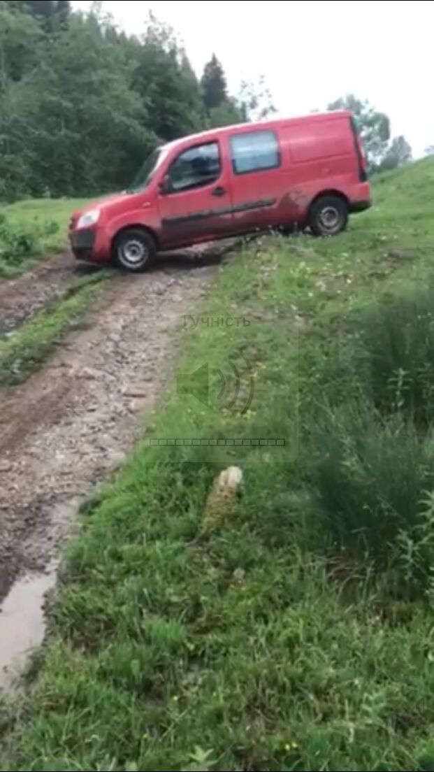 Жители Буковины пытались заблокировать пограничный наряд, чтобы вернуть контрабандные сигареты, - Госпогранслужба 02 Жители Буковины пытались заблокировать пограничный наряд, чтобы вернуть контрабандные сигареты, - Госпогранслужба 02