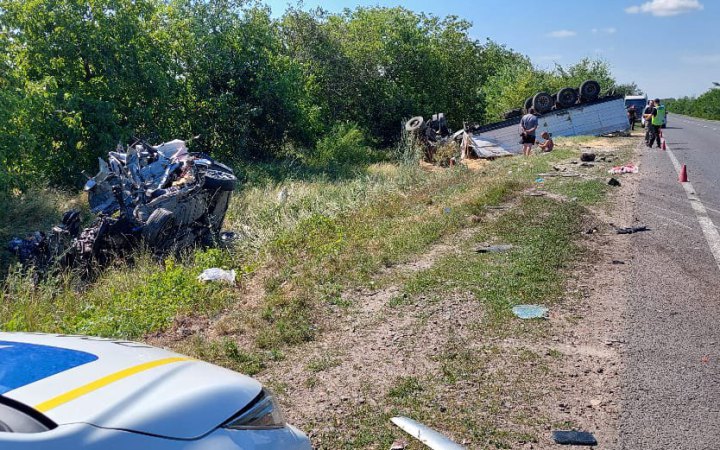 Truck and SUV collided in Odesa: four people died, including child 01