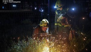 Росія атакувала Полтавщину: загинула людина, пошкоджено термінал "Нової пошти". ФОТОрепортаж