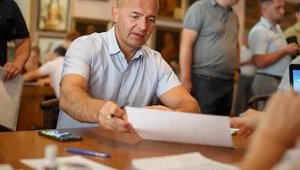 Окружение Кононенко потеряло литиевое месторождение в Донецкой области, – СМИ