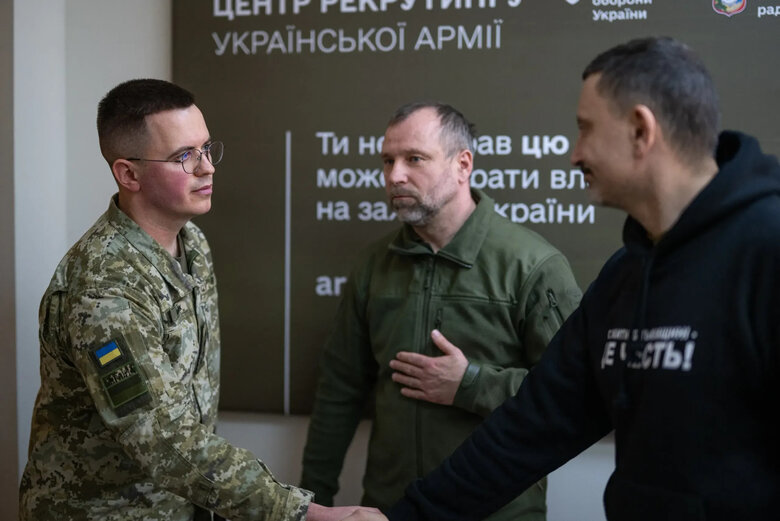 У Борисполі відкрився Центр рекрутингу української армії
