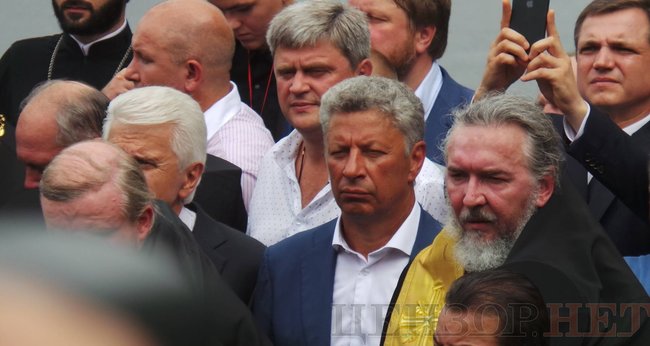 Онуфрій, Новинський, Бойко і віряни: як УПЦ МП хресну ходу проводили 24