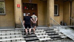 У Польщі троє підлітків з мачете напали на 17-річного українця