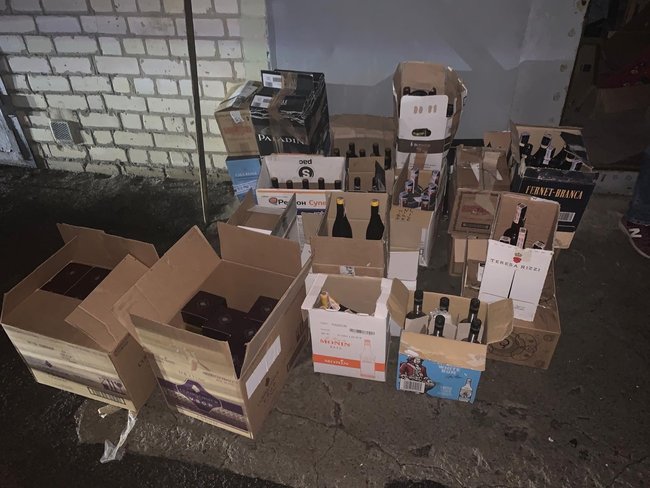 В Харькове налоговой милицией изъята партия контрабандного алкоголя иностранного производства стоимостью более 1 млн грн 01