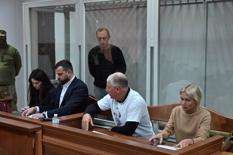 Шевченковский райсуд отказал адвокатам полковника Червинского в отводе судьи Михеевой 09