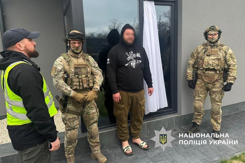 Мережу шахрайських кол-центрів викрито у Дніпрі: подробиці