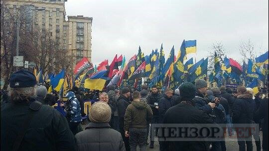 Марш национального достоинства проходит в центре Киева 07
