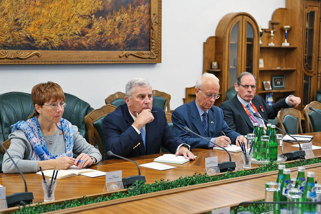 минобороны советники