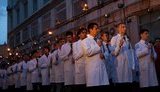 В Москве - факельные марши к Дню Победы. ФОТОрепортаж