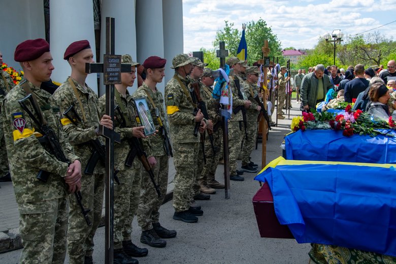 Nine soldiers from Poltava region took their last journey today 01