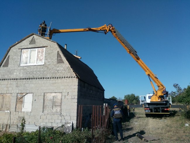 Вдалося домогтися гарантій тиші біля Водяного, розпочато відновлення зруйнованих будинків, - ДСНС 03 Вдалося домогтися гарантій тиші біля Водяного, розпочато відновлення зруйнованих будинків, - ДСНС 03