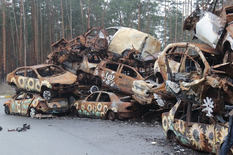 Canadian Defense Minister Anand visits Irpin: Russia will answer for its crimes 02 Canadian Defense Minister Anand visits Irpin: Russia will answer for its crimes 02