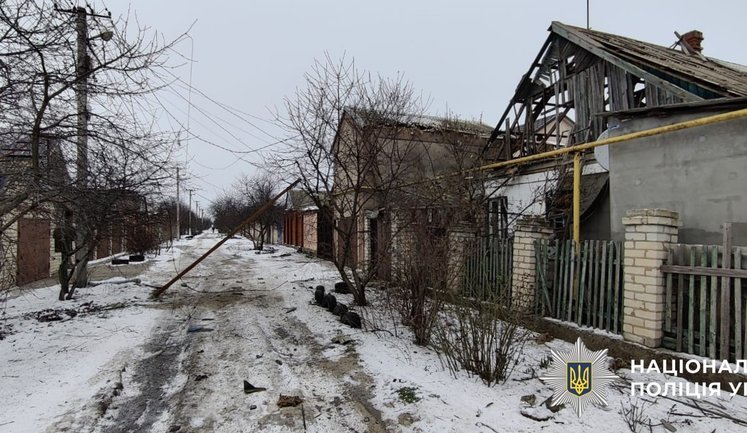 Обстрелы Херсонщины: в результате атаки россиян 1 человек погиб, повреждены десятки домов. ФОТО