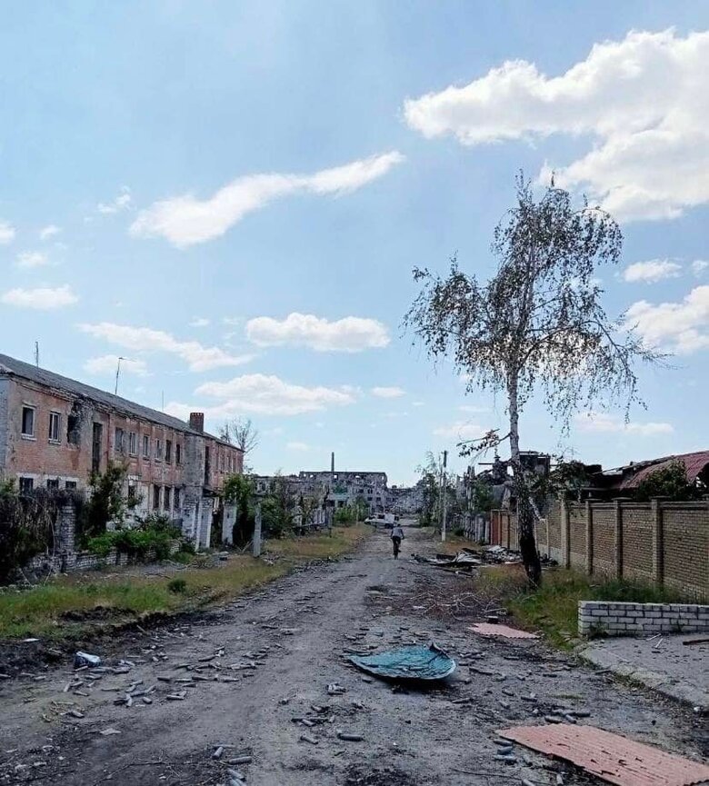 Нацгвардейцы в Северодонецке подбили вражеский танк и взяли в плен двух оккупантов, - Гайдай 06
