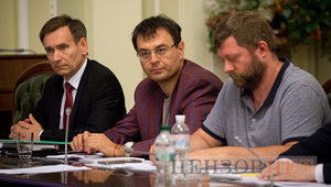Подготовительная группа Рады сегодня рассмотрит рассадку фракций и вопрос комитетов, - Гетманцев