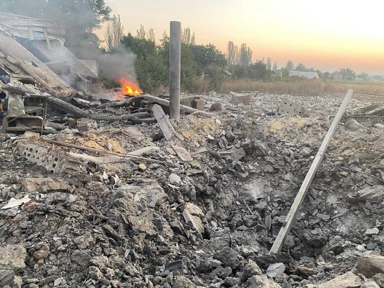 Доба на Донеччині: під вогнем Слов’янськ, Авдіївка, Красногорівка та Костянтинівка. Вугледар зазнав авіаудару. Є жертви 04