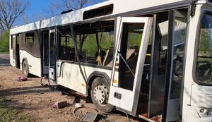Ворог ударив дроном по автобусу з працівниками у Марганці: 9 людей загинули, 30 - постраждали (оновлено). ФОТОрепортаж