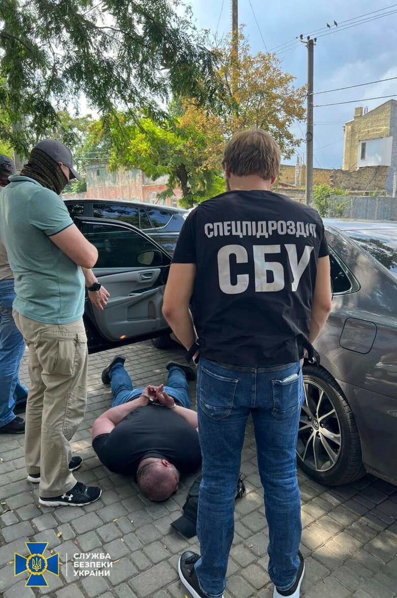 СБУ обезвредила в Одессе преступную группировку, занимавшуюся вымогательством и разбойными нападениями 02
