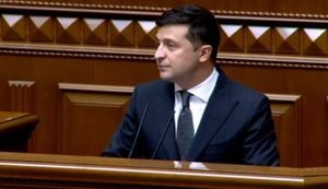 Зеленский ответил на крик нардепов в Раде: "Езжайте в Россию, если вам там нравится". ВИДЕО