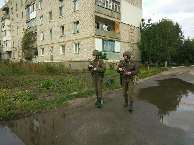 Нацгвардія патрулює евакуйовану Калинівку, запобігаючи мародерству, - прес-служба 02