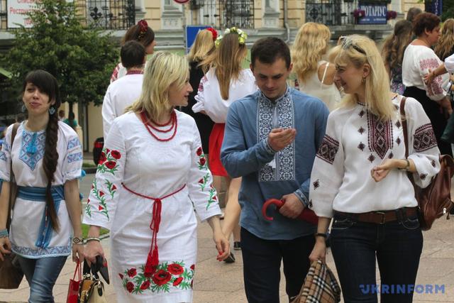 киев вышиванка