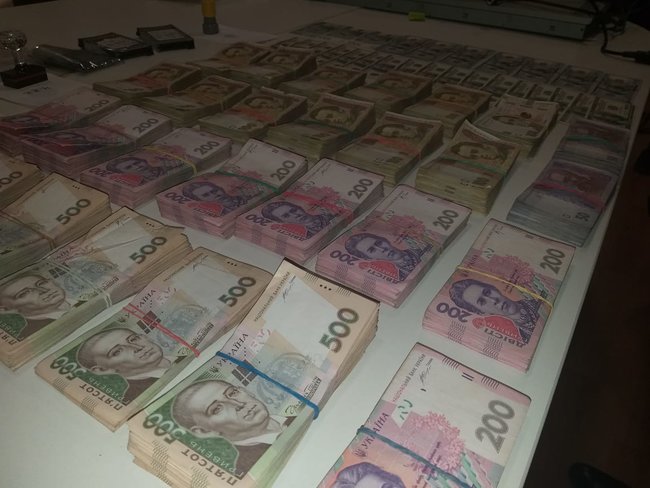Налоговой милицией ликвидирован межрегиональный центр минимизации таможенных платежей, который нанес государству более 15 млн грн убытков 05