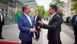 Зеленский провел встречу с претендентом на место канцлера Германии Лашетом. ФОТОрепортаж