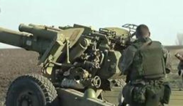 "Ни один сепар, ни один наш северный брат сюда не пройдет": оборону Мариуполя усилили танками и пушками Д-30. ВИДЕО