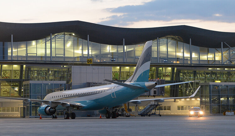 Infrastructure Minister Omelian says he will propose Cabinet to dismiss Boryspil airport manager Riabikin