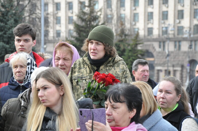 Із воїнами Олегом та Микитою Хомюками попрощалися у Києві: Батько та син загинули в бою проти окупантів під Бахмутом 20