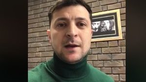 Зеленський про розслідування щодо закупівлі техніки з РФ: Контрабанда з Росією - можна, цукерки - можна, Maruv - не можна. ВIДЕО