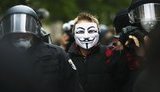 У Берліні відбулася акція протесту проти карантину, понад 100 учасників затримали. ФОТОрепортаж